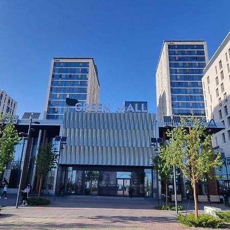 Green Quarter Business Class Apartments Астана Екстериор снимка